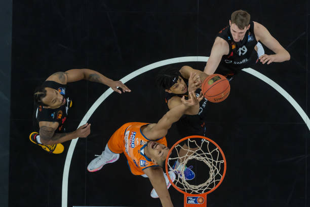 通过引入多 通过引入多