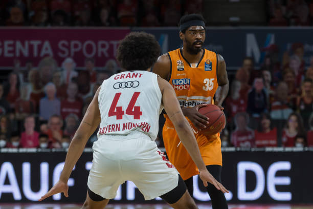 度明显不足 度明显不足