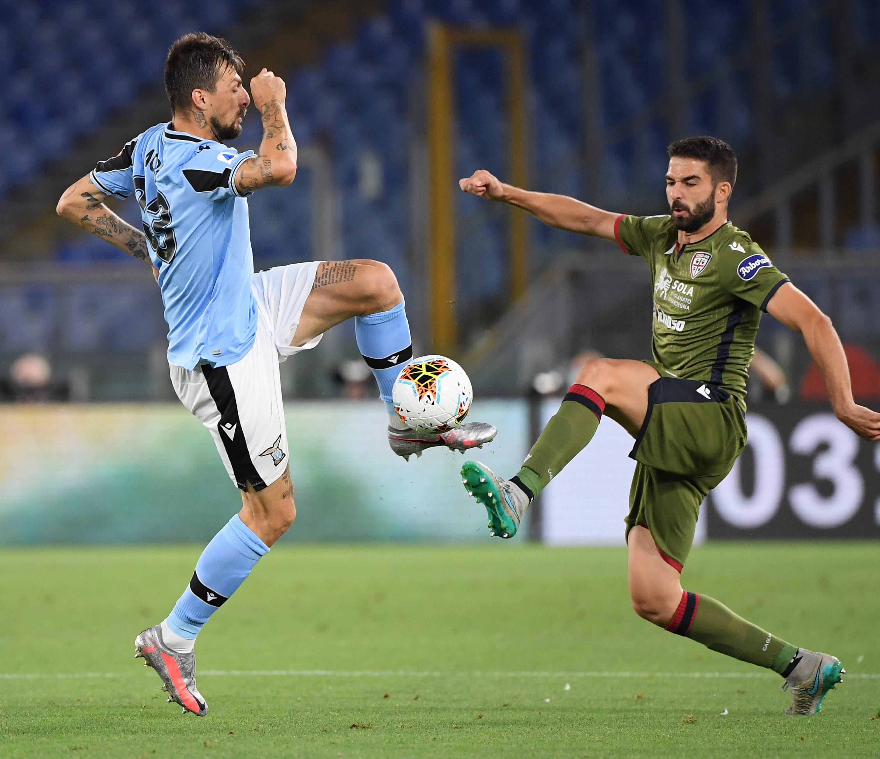 举行的亚冬 举行的亚冬